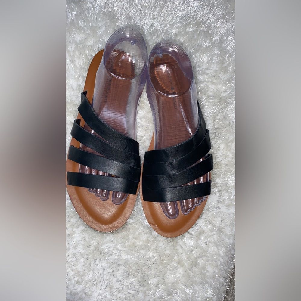 Lucky Brand
Lucky Brand Women's Anika Leather Black Sandal - Picture 2 of 11
